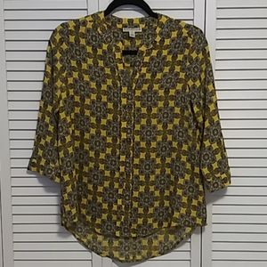 Button-less Yellow Blouse